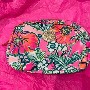 Lilly Pulitzer Runaround Printed Belt Bag in Soleil Pink - Perfect Poppy. NWOT